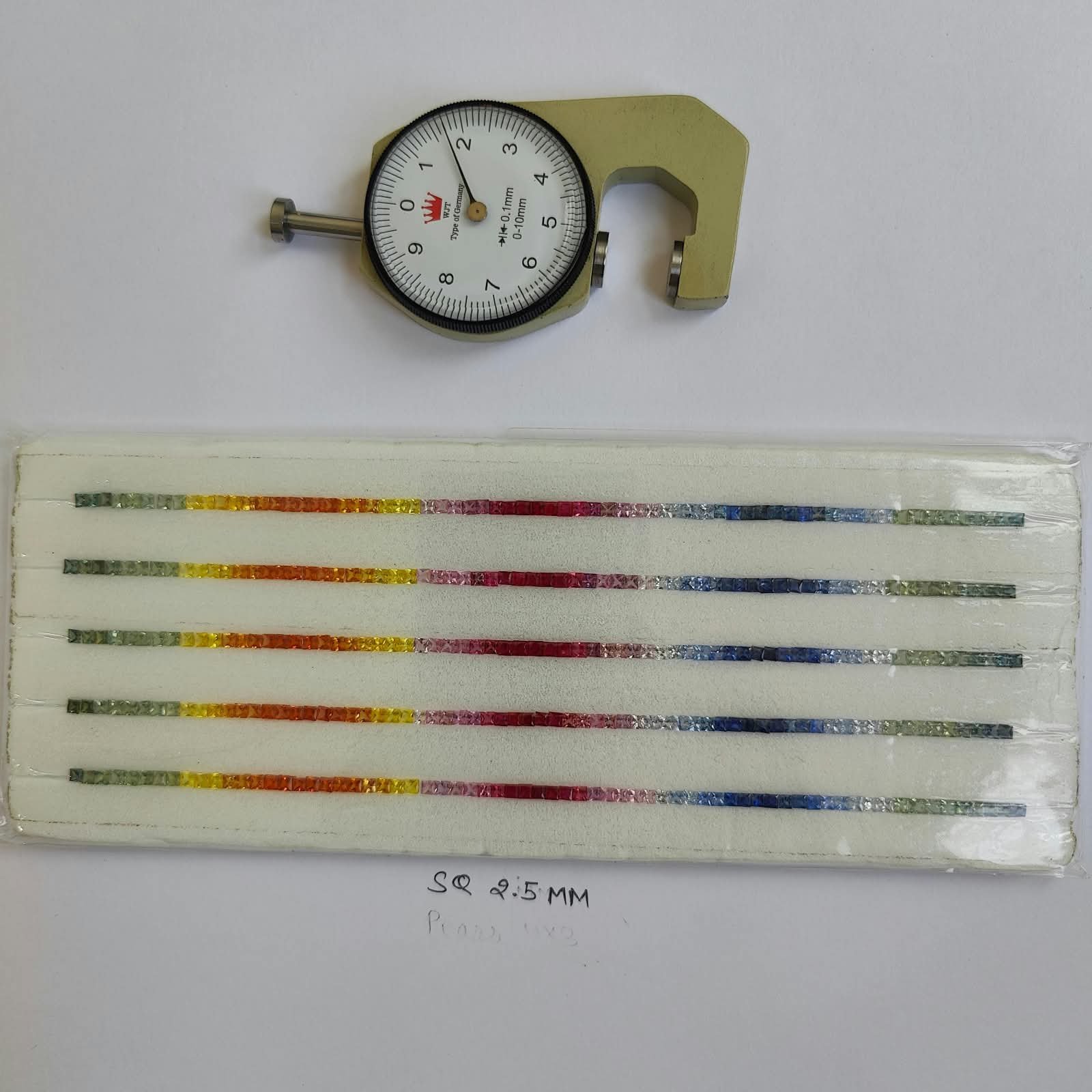 15. SQ 2.5MM Multi Saphhires Lines Square-2.50 MM - Image 1