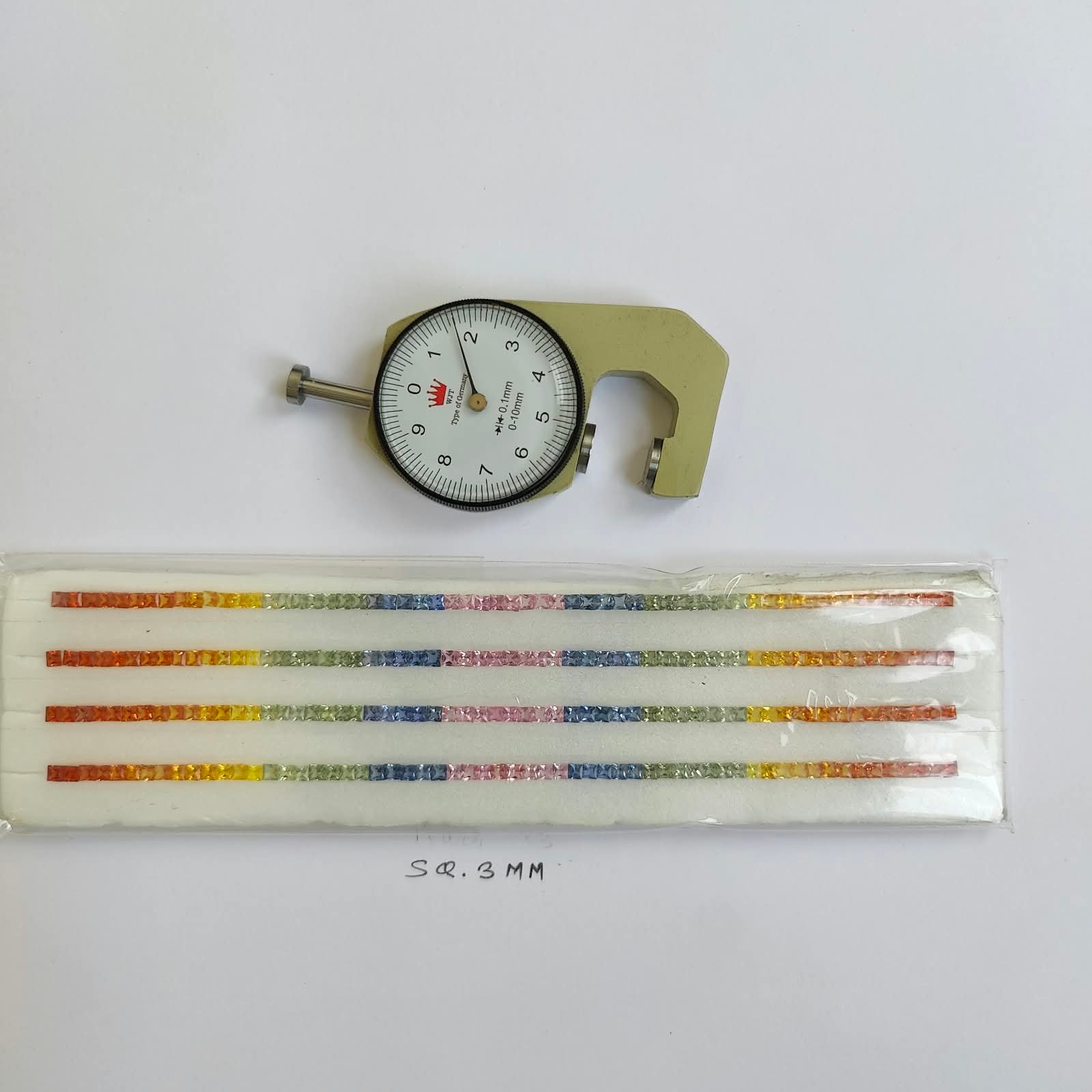 17. SQ 3 MM Multi Saphhires Lines Square-3.00 MM - Image 1