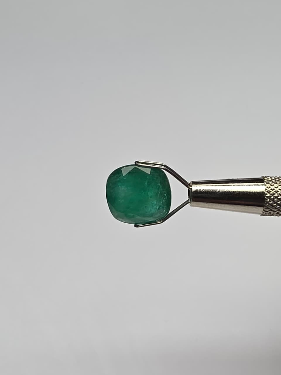 3 6.43 carats Emerald (7.25 ratti) - Image 1