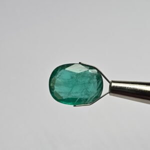 8.57 carats Emerald (9.25 ratti)