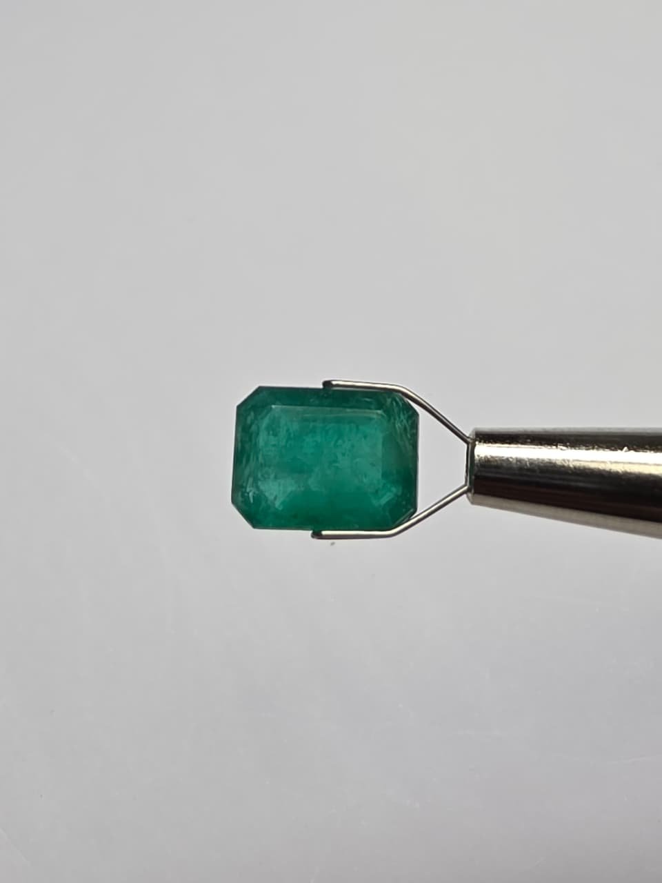 3 4.83 carats Emerald (5.25 Ratti) - Image 1