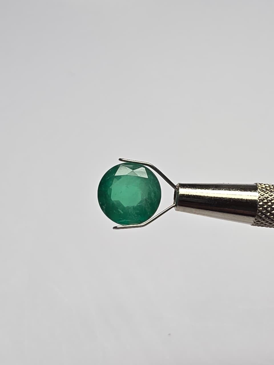 4 5.82 carats Emerald (6.25 ratti) - Image 1