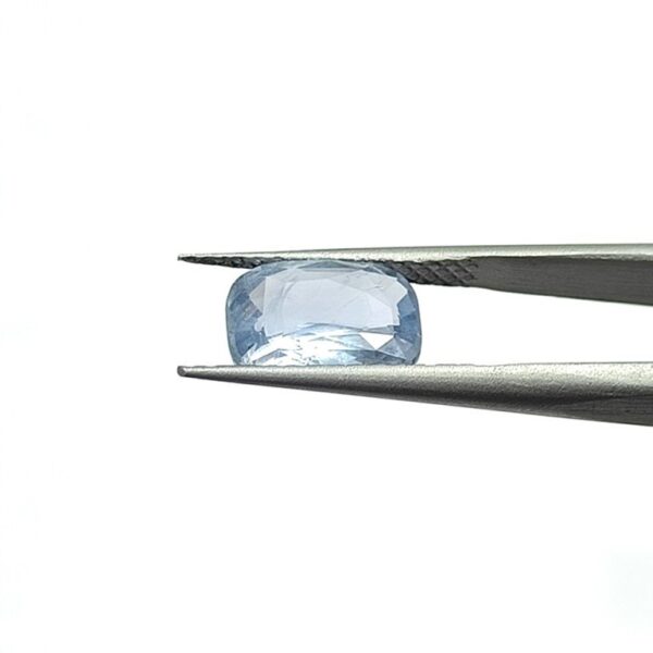 4.01 carats Blue Sapphire (4.25 ratti Neelam) - Image 4