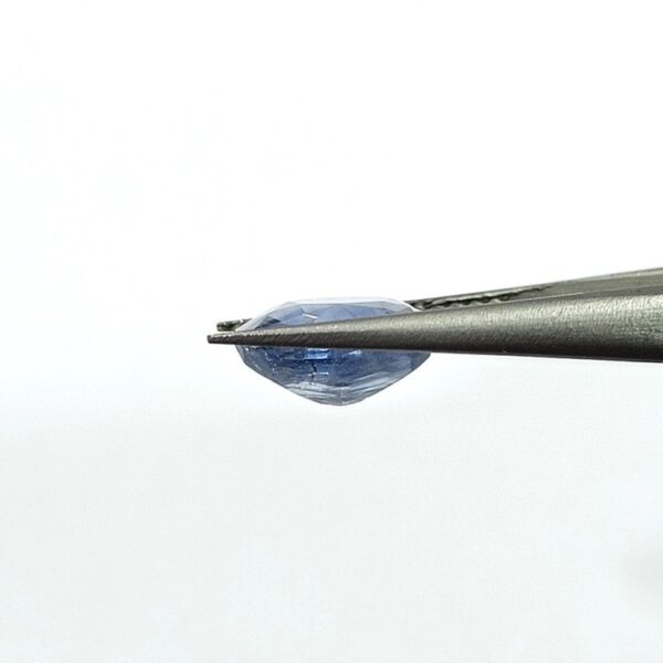 6.57 carats Blue Sapphire (7.25 ratti Neelam) - Image 3