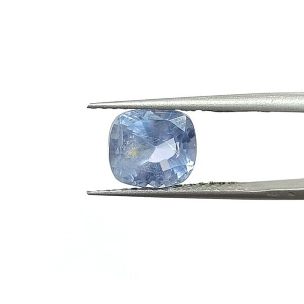 4.79 carats Blue Sapphire (5.25 ratti Neelam) - Image 1