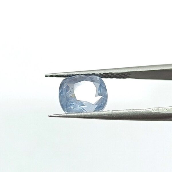 4.79 carats Blue Sapphire (5.25 ratti Neelam) - Image 3