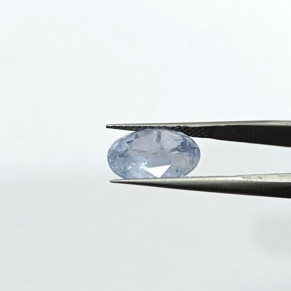 9.69 carats Blue Sapphire (9.25 ratti Neelam) - Image 3