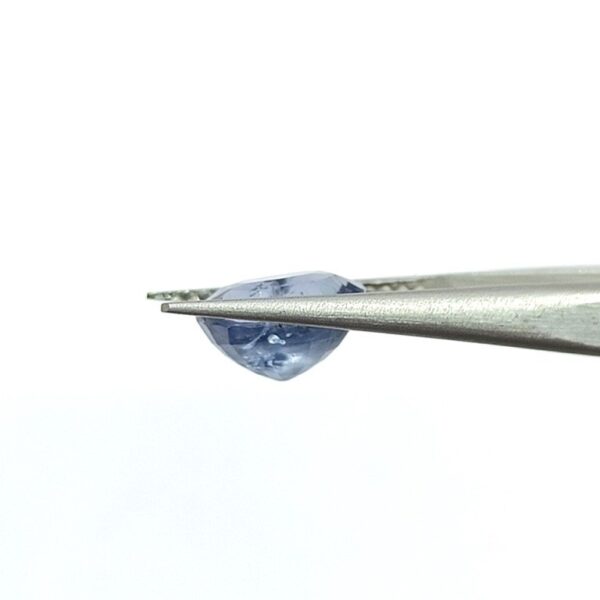 4.11 carats Blue Sapphire (4.25 ratti Neelam) - Image 5