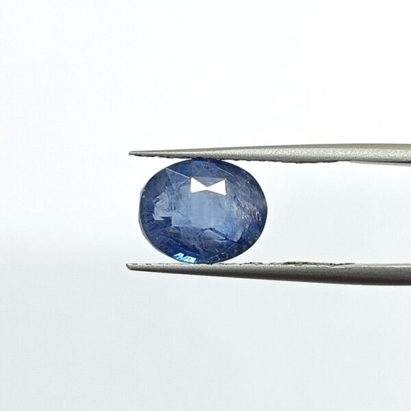 4.97 carats Blue Sapphire (5.25 ratti Neelam) - Image 1