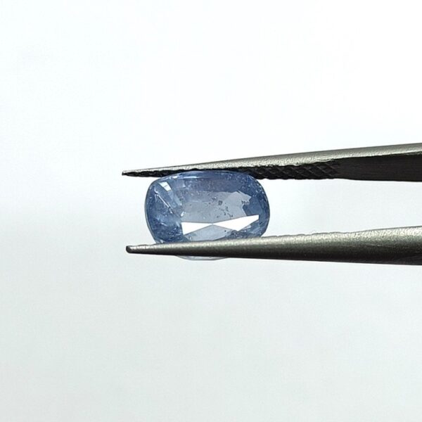 4.07 carats Blue Sapphire (4.25 ratti Neelam) - Image 3