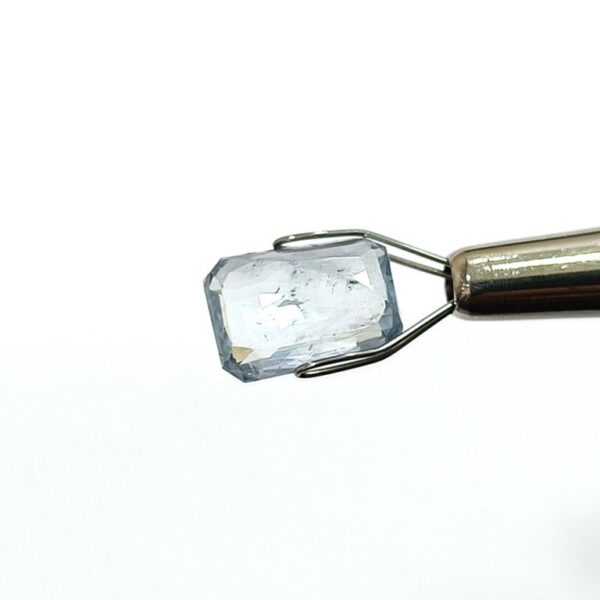 5.28 carats Blue Sapphire (5.25 ratti Neelam) - Image 4
