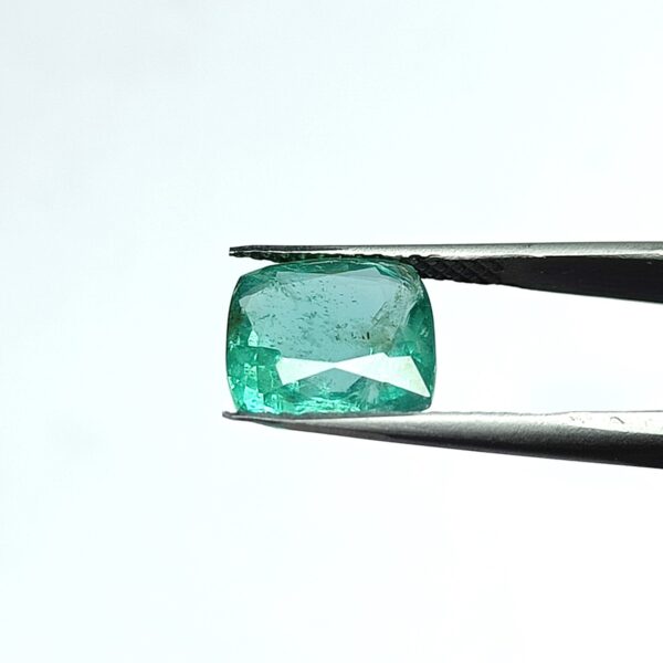 7.38 carats Emerald (8.25 ratti) - Image 3