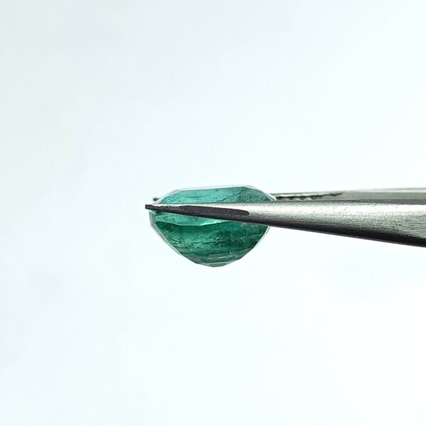 7.38 carats Emerald (8.25 ratti) - Image 4