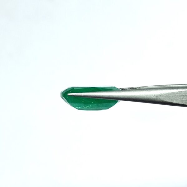 8.06 carats Emerald (8.25 ratti) - Image 4