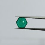 1.80 carats Emerald (2.25 ratti) - Image 4
