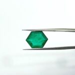 4.18 carats Emerald (4.25 ratti)