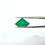 5.20 carats Emerald (5.25 ratti)