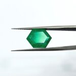 6.89 carats Emerald (7.25 ratti) - Image 2