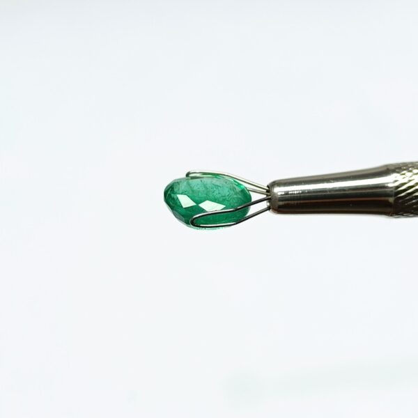4.02 carats Emerald (4.25 ratti) - Image 3