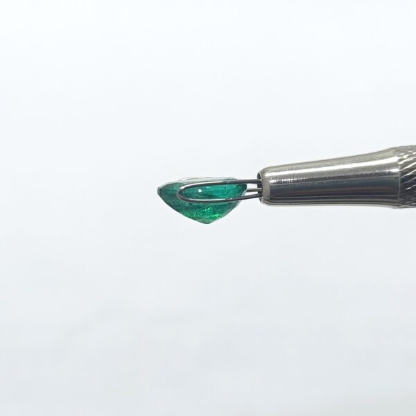 2.3 carats Emerald (2.25 ratti) - Image 3