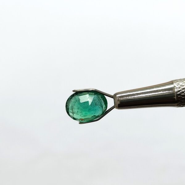 3.53 carats Emerald (3.25 ratti) - Image 4