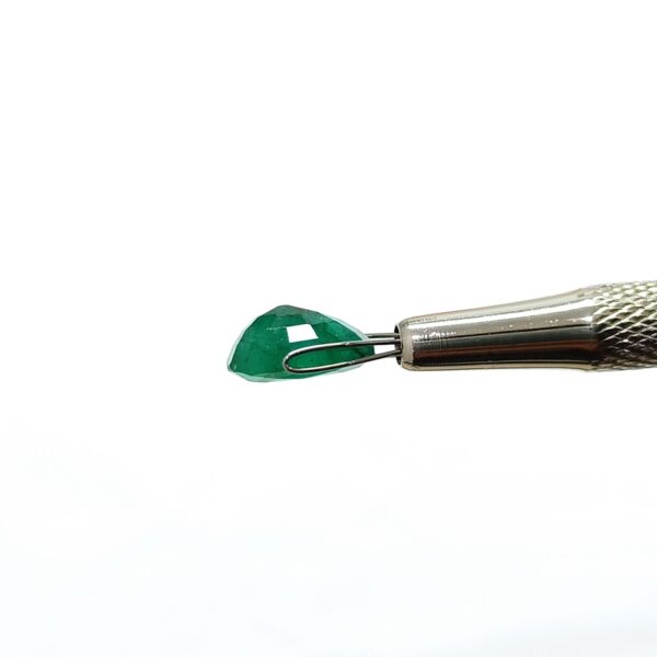 4.07 carats Emerald (4.25 ratti) - Image 6