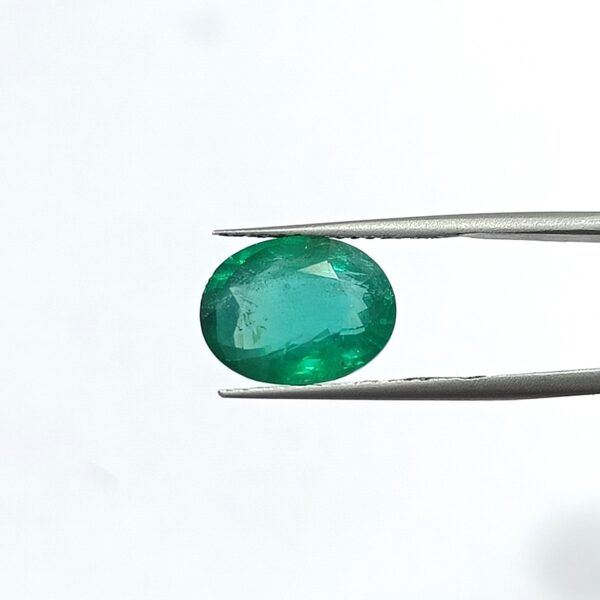 5.25 carats Emerald (5.25 ratti) - Image 1
