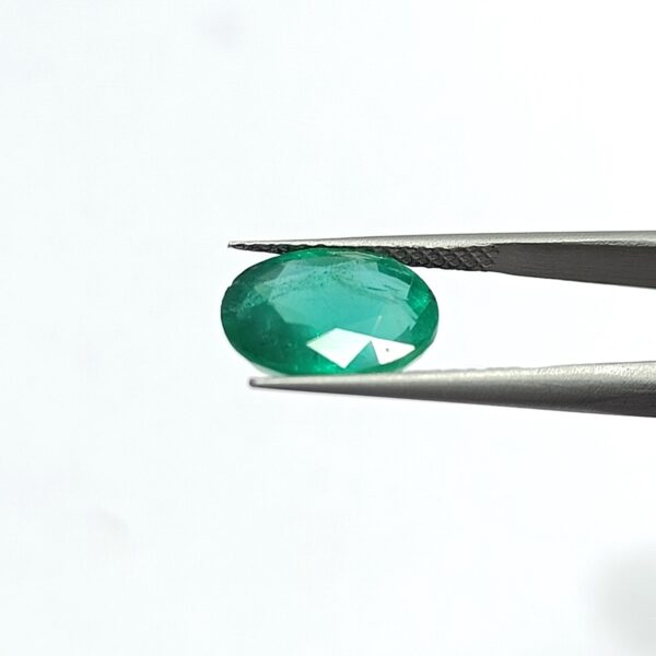 5.25 carats Emerald (5.25 ratti) - Image 4