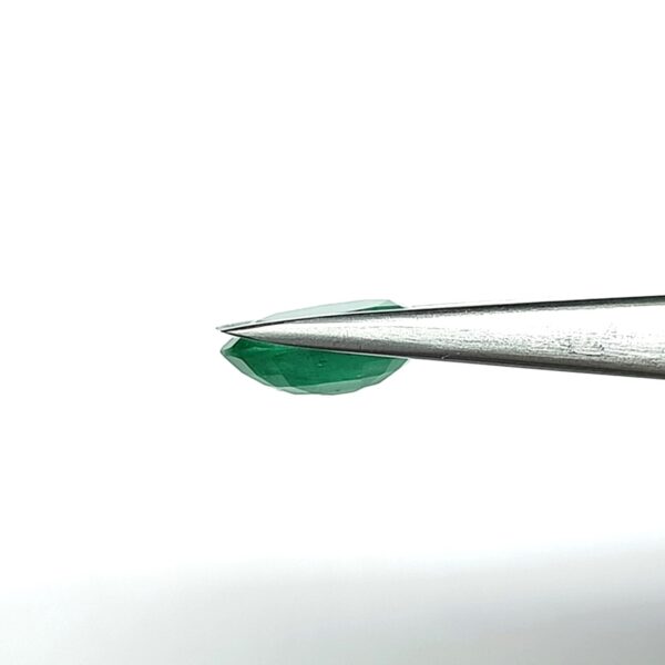 4.08 carats Emerald (4.25 ratti) - Image 4