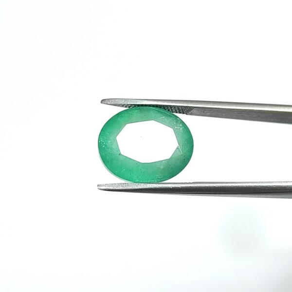 5.47 carats Emerald (6.25 ratti) - Image 2