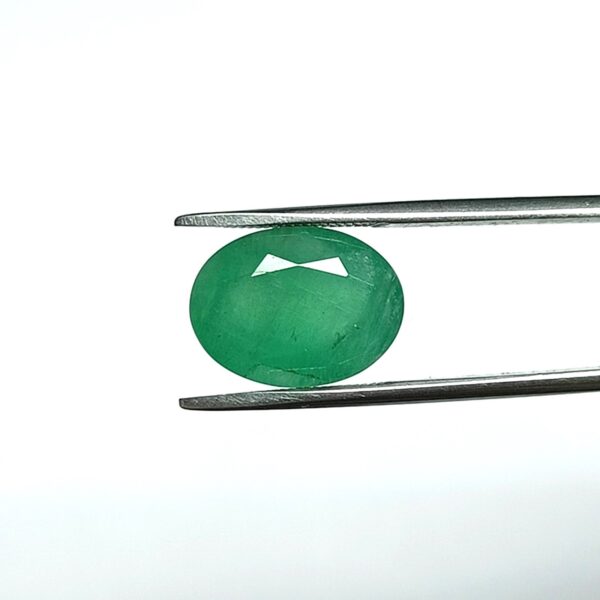 4.26 carats Emerald (4.25 ratti) - Image 1