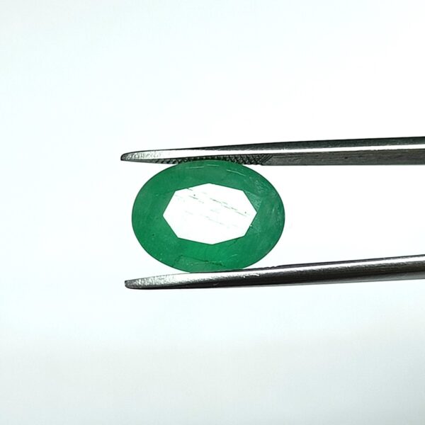 4.26 carats Emerald (4.25 ratti) - Image 2