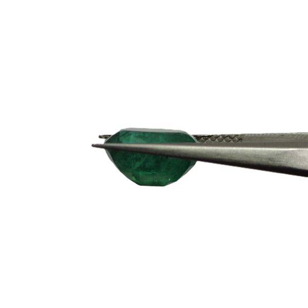 6.82 carats Emerald (7.25 ratti) - Image 3