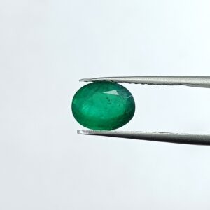 2.38 carats Emerald (2.25 ratti)
