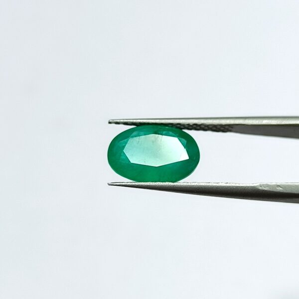 3.77 carats Emerald (4.25 ratti) - Image 5