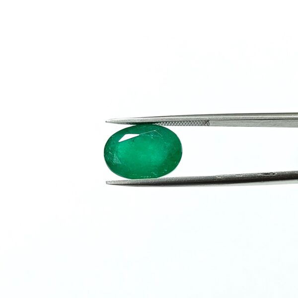 4.86 carats Emerald (5.25 ratti) - Image 1