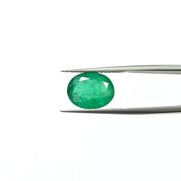 5.26 carats Emerald (5.25 ratti) - Image 1