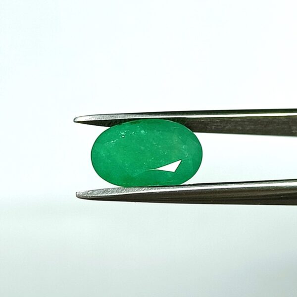 2.86 carats Emerald (3.25 ratti) - Image 3
