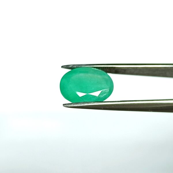 2.88 carats Emerald (3.25 ratti) - Image 3