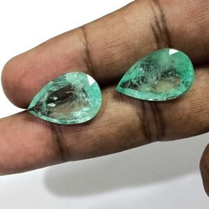 10.056 / 12.289 carats Emerald