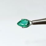 3.95 carats Emerald (4.25 ratti) - Image 2