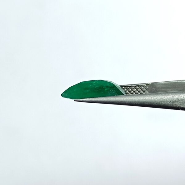 3.22 carats Emerald (3.25 ratti) - Image 8