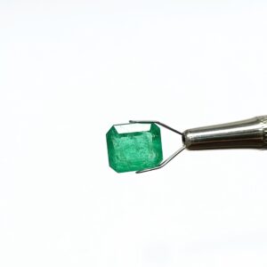 5.14 carats Emerald (5.25 ratti)