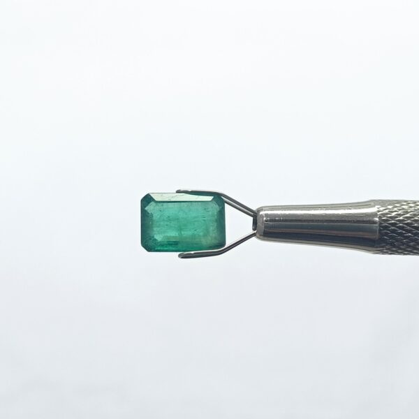 3.64 carats Emerald (4.25 ratti) - Image 8