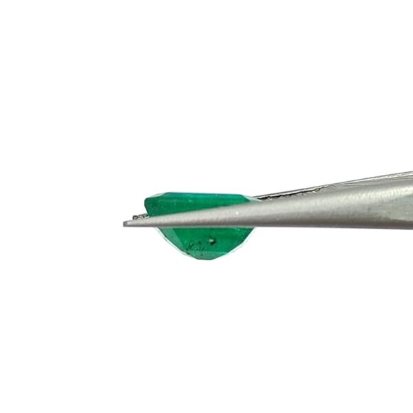 3.86 carats Emerald (4.25 ratti) - Image 3