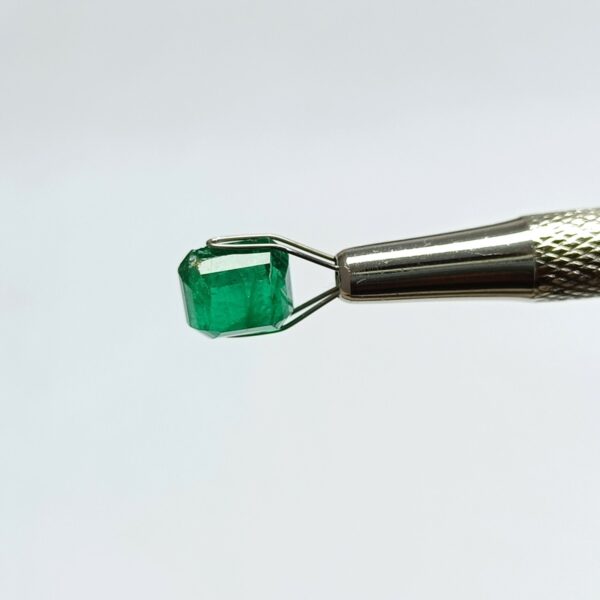 3.45 carats Emerald (3.25 ratti) - Image 8
