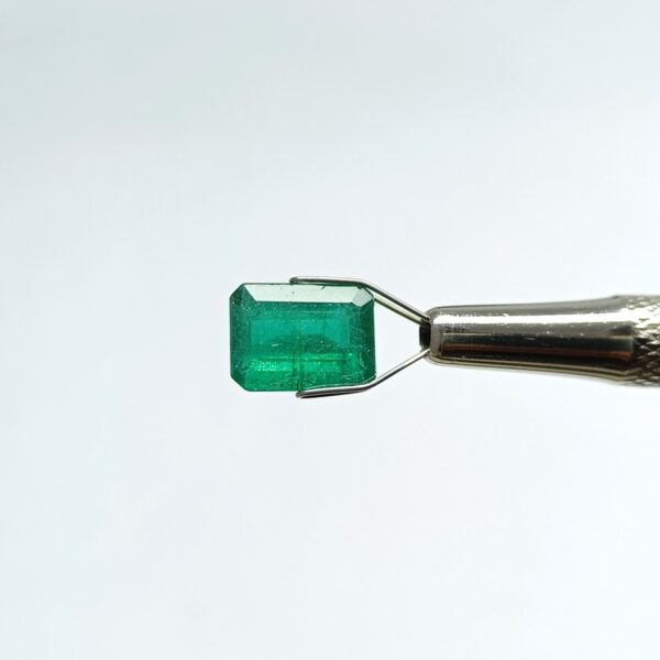 3.92 carats Emerald (4.25 ratti) - Image 8