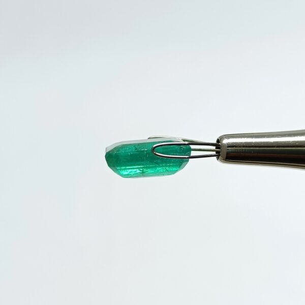 5.93 carats Emerald (6.25 ratti) - Image 3