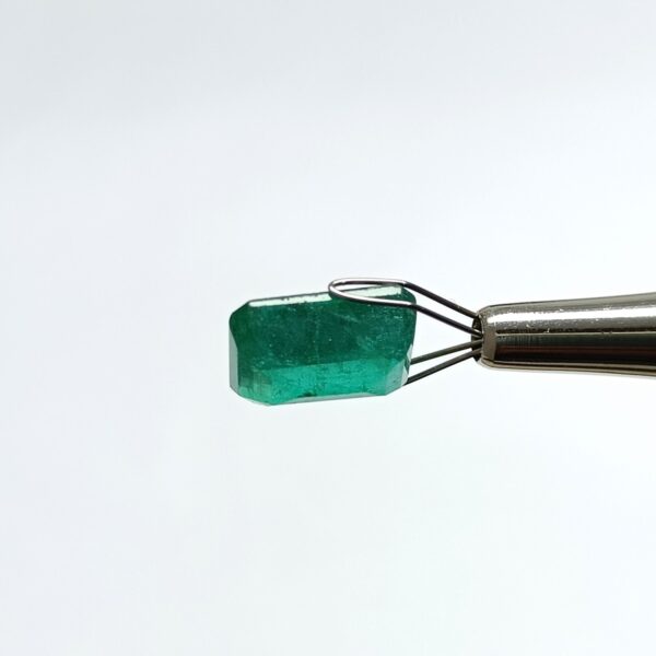 5.93 carats Emerald (6.25 ratti) - Image 4