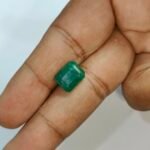 5.35 carats Emerald - Image 4